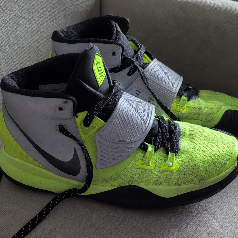 Nike High-Top Sneakers in Lime Green and Gray